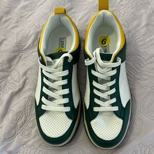 Steve Maden women's Everlie Sneaker size 9 Green Bay Packer Colors